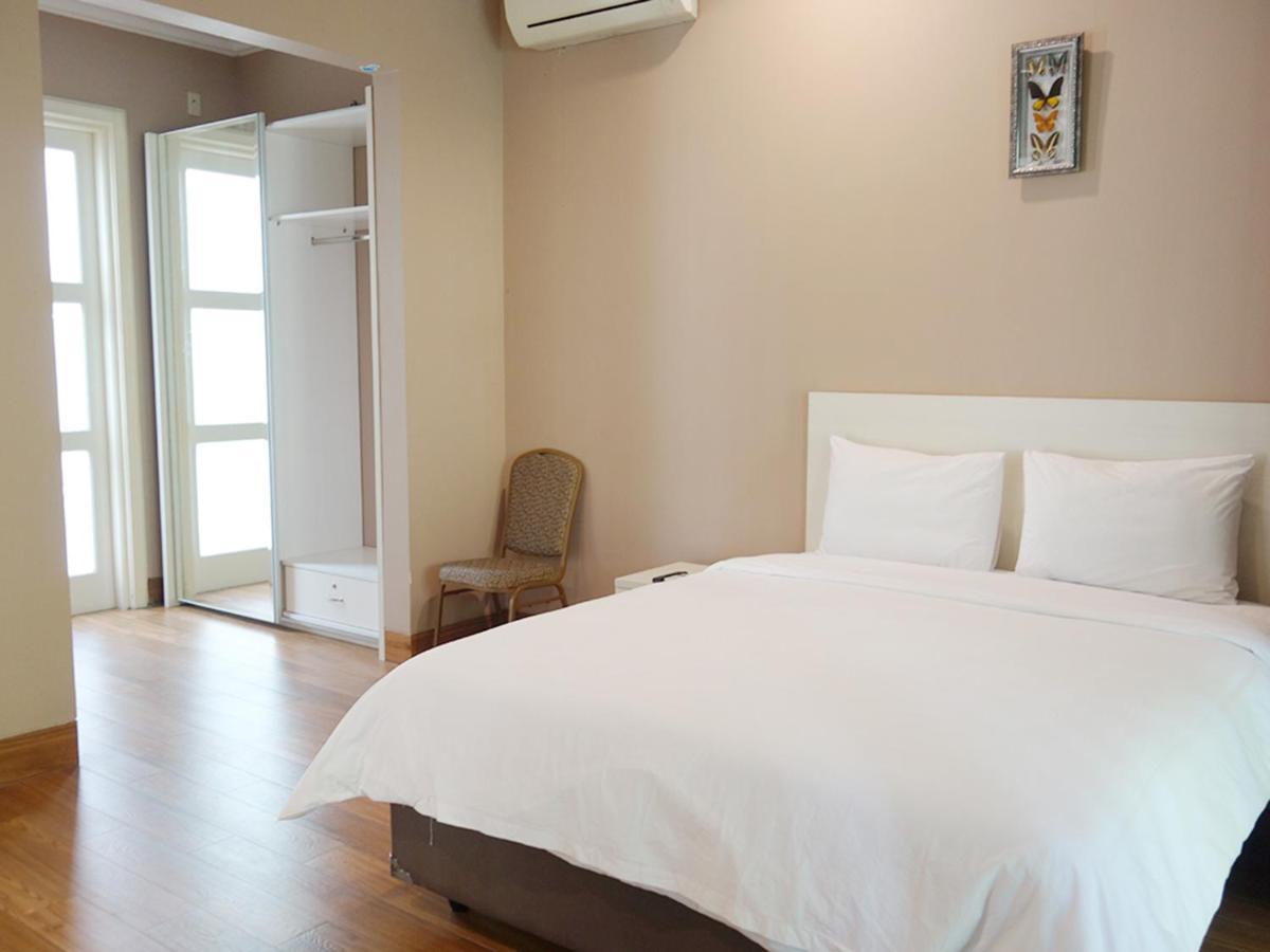 Saffron Suites Syariah Cakarta Dış mekan fotoğraf